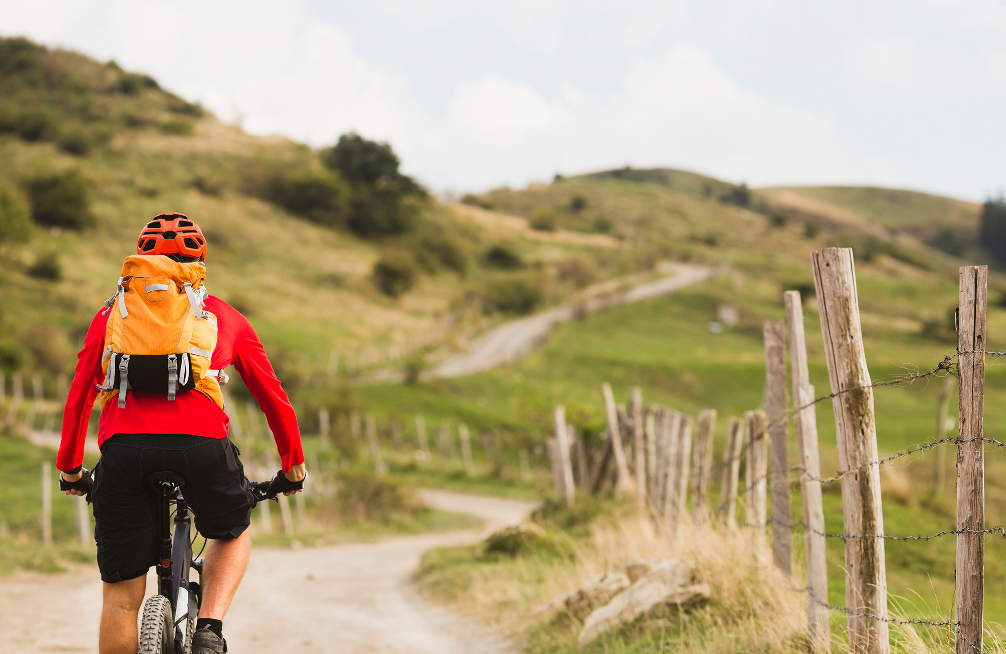 Музыка для езды на велосипеде. Cycling with friends in the Country ответы. Путешествие разрушительной сделано спорт. You have to do Cycling. In Summer i like to Ride a Bike.